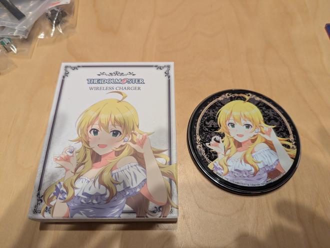 美希のワイヤレス充電器